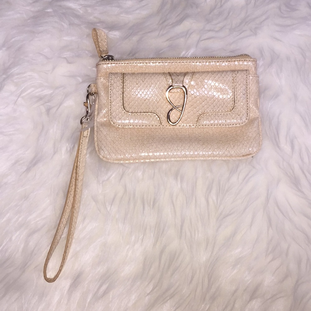 Jessica Simpson Wristlet